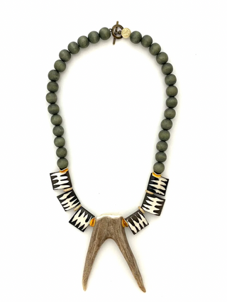 Anchor Beads | Points Necklace