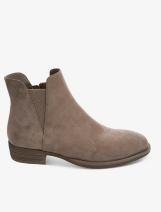 Vaneli | Harman Boot | Military Suede