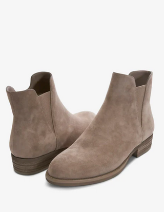 Vaneli | Harman Boot | Military Suede